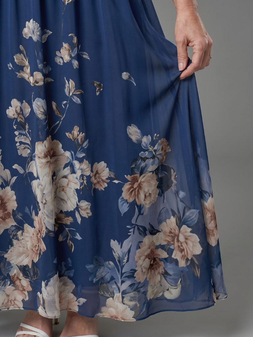 NORIA | Vestido de largo medio sin mangas con escote en V y bajo floral