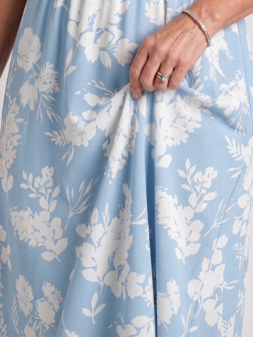NORIA | Vestido de largo medio de manga corta con estampado floral