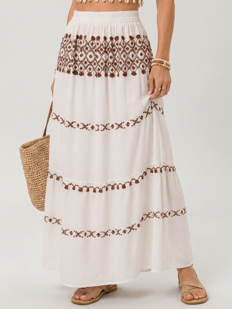 NORIA | Vestido de largo medio de tirantes finos con detalles bordados