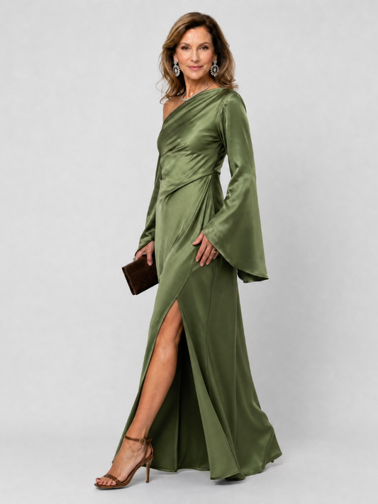 NORIA | Vestido largo con hombro descubierto y mangas tipo capa