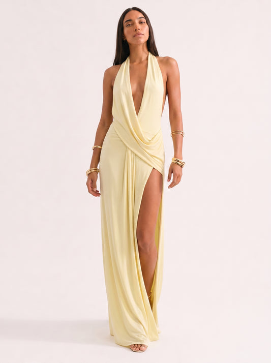 ÉLÉA – Robe longue drapée jaune pastel
