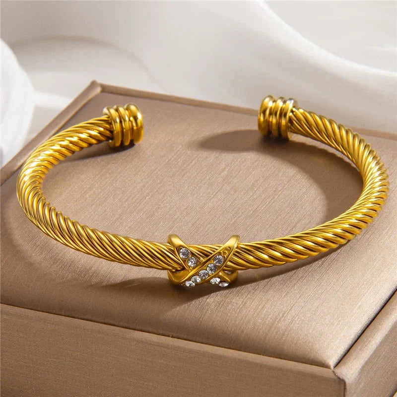NORIA | Pulsera de cable con cristales