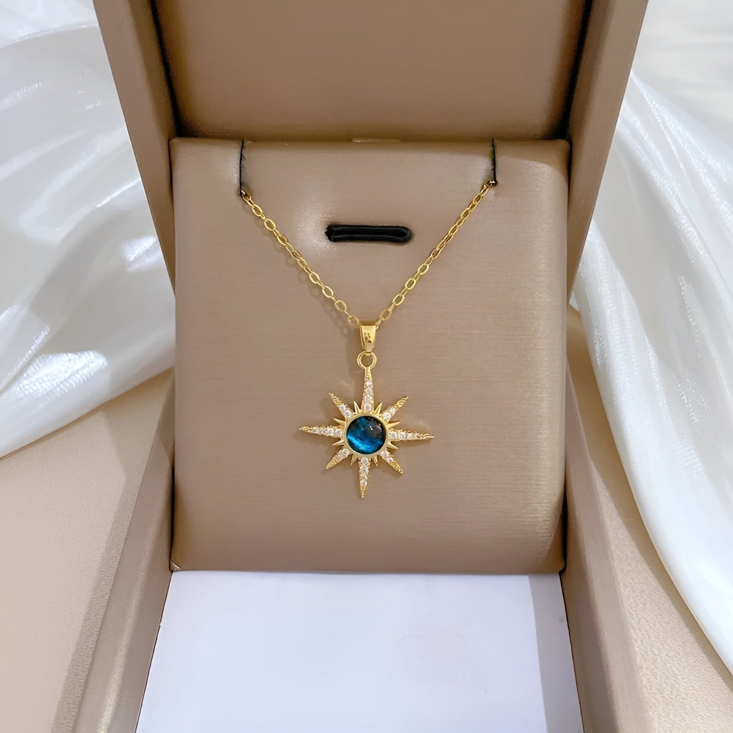 NORIA | Collar dorado