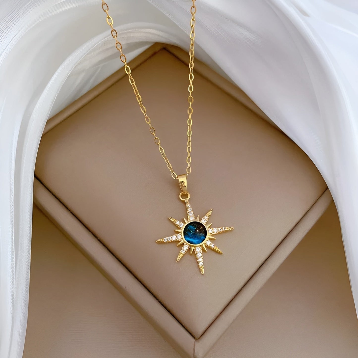 NORIA | Collar dorado