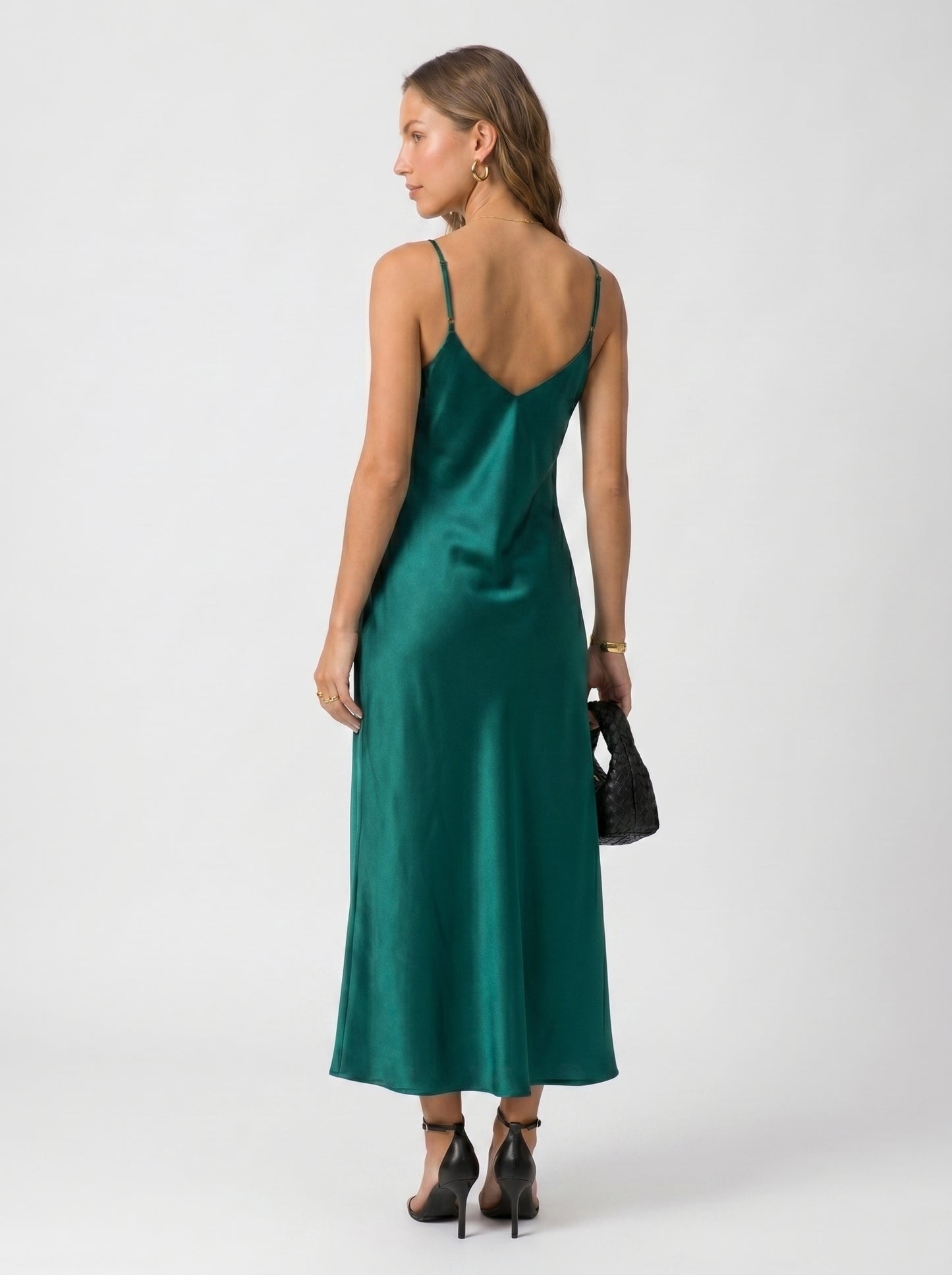 ÉMERAUDE – Robe midi satinée