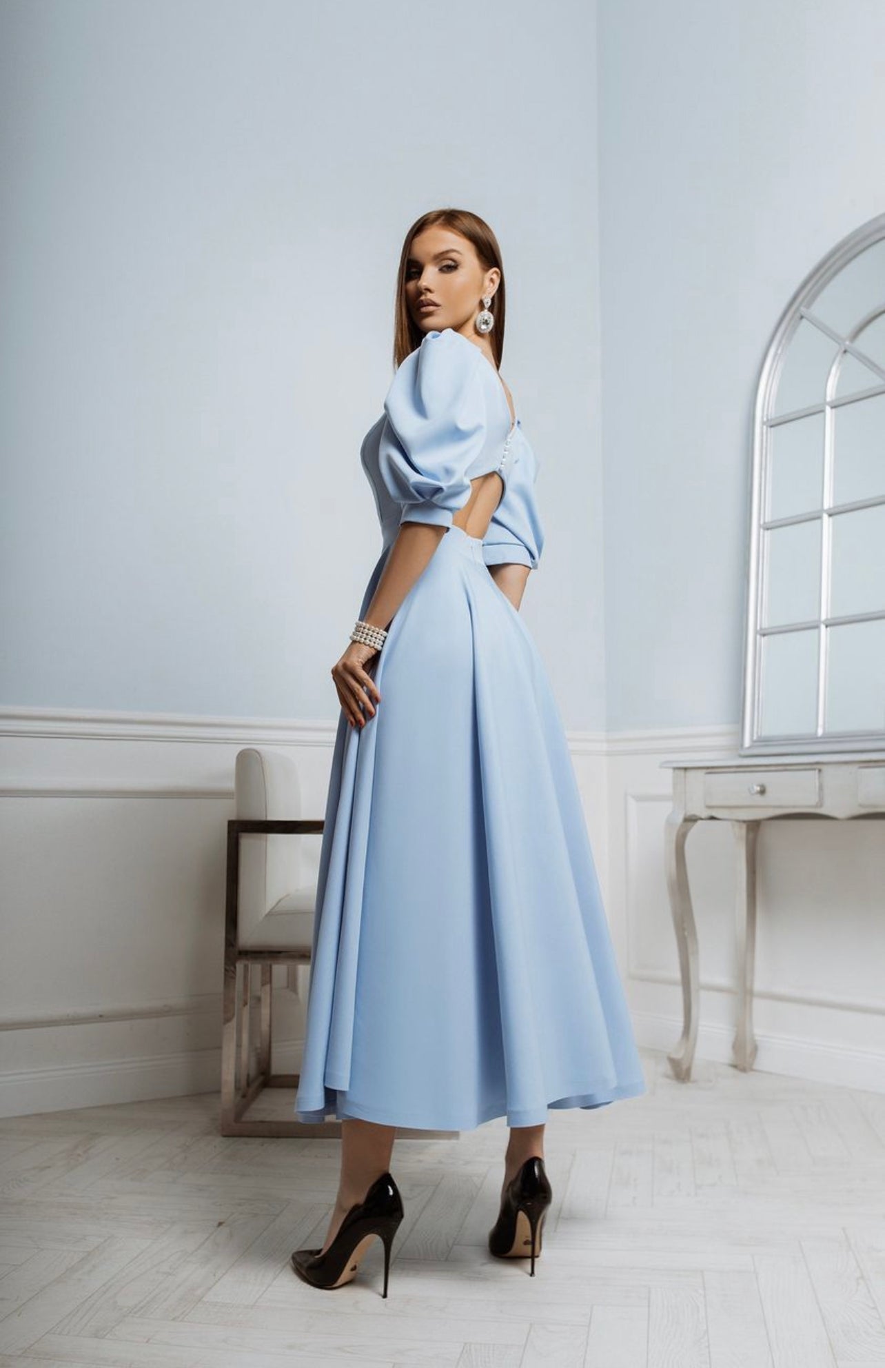 CÉLIA – Robe midi à l’allure élégante – Noria Paris