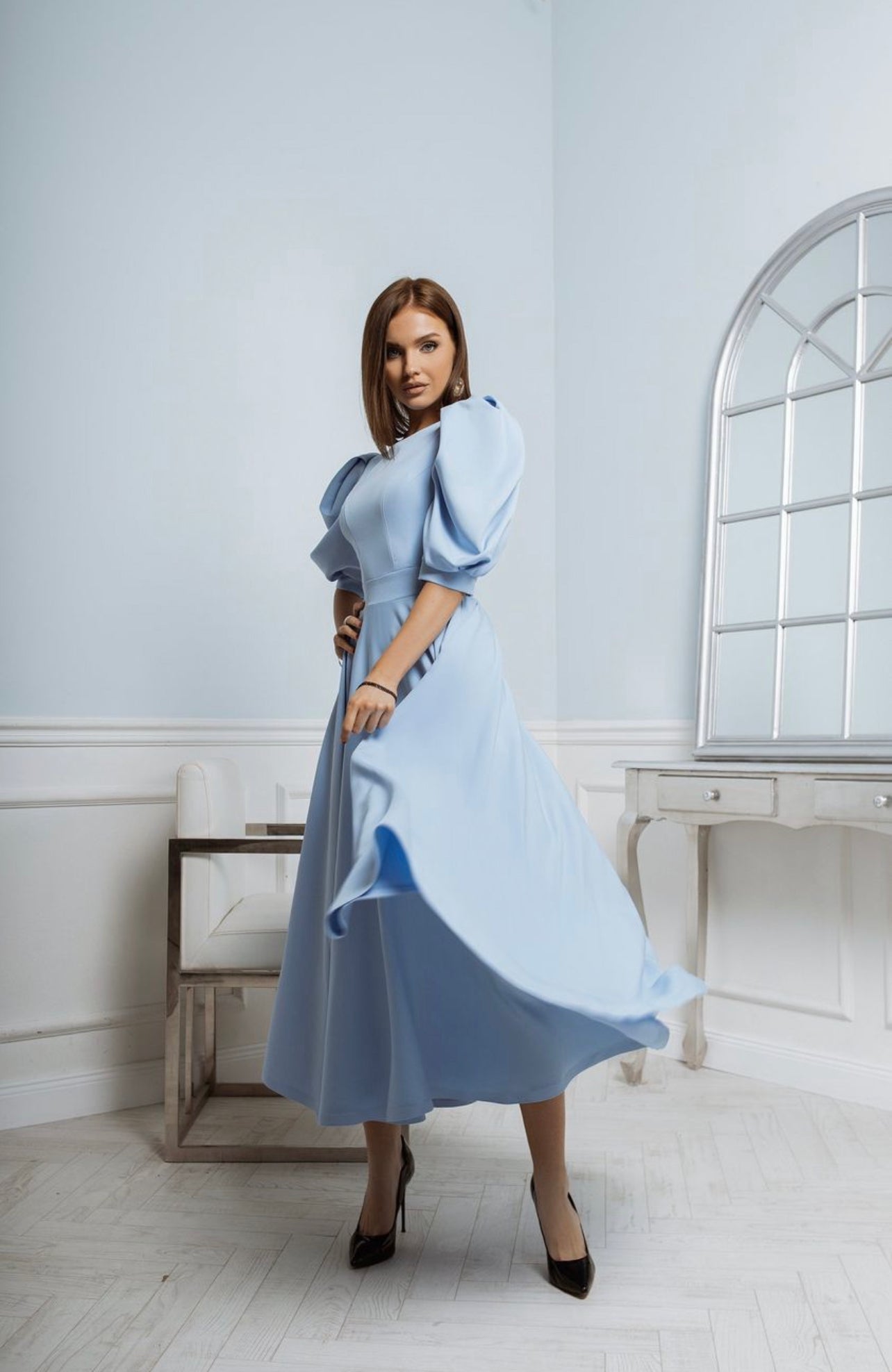 CÉLIA – Robe midi à l’allure élégante – Noria Paris